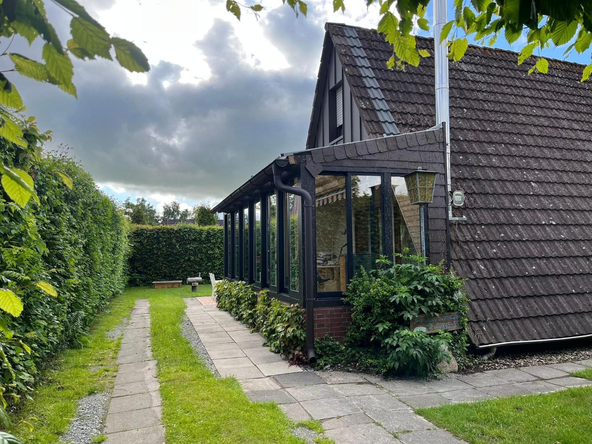 Ferienhaus Kiebitz Bedekaspel Esterno foto